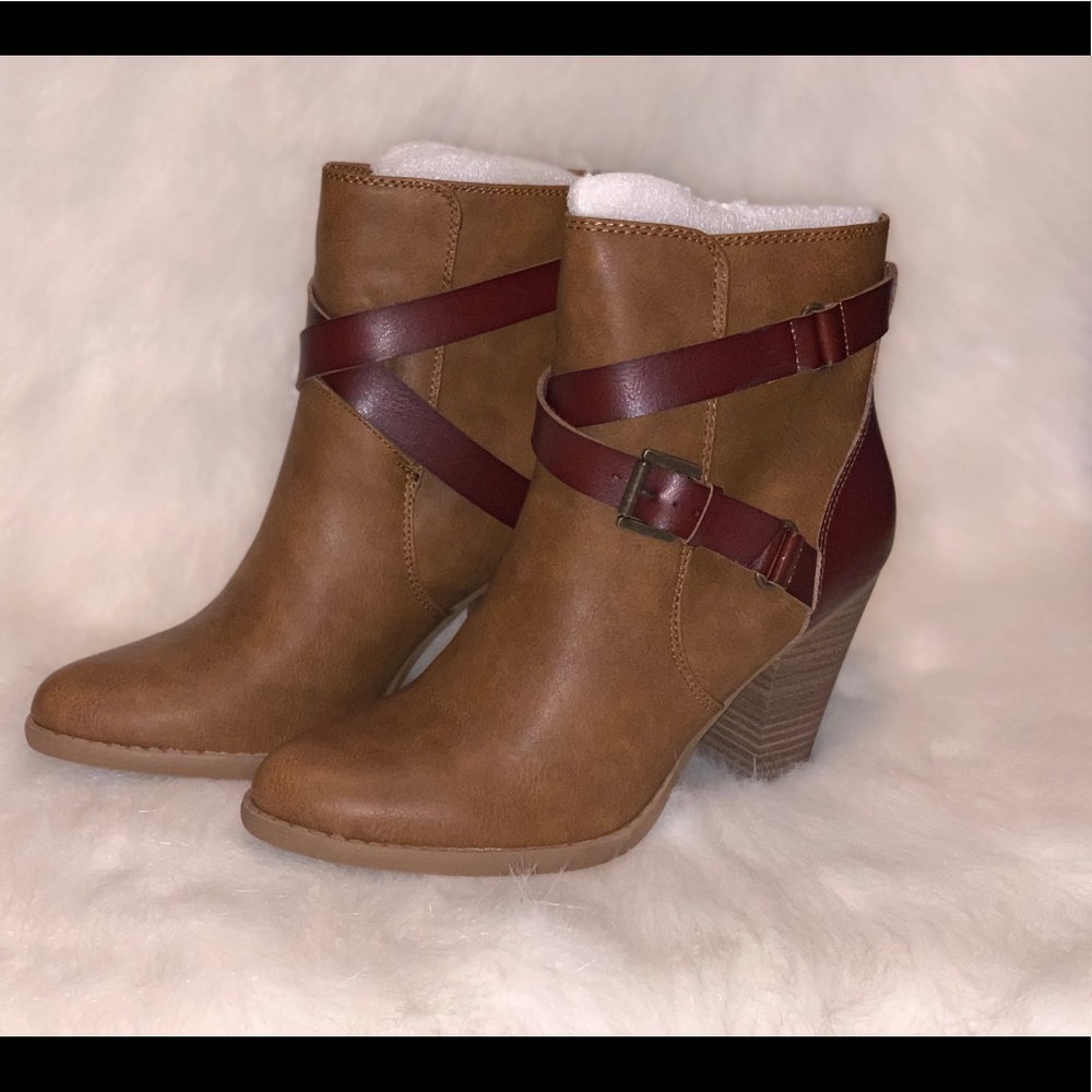 American Eagle bootie